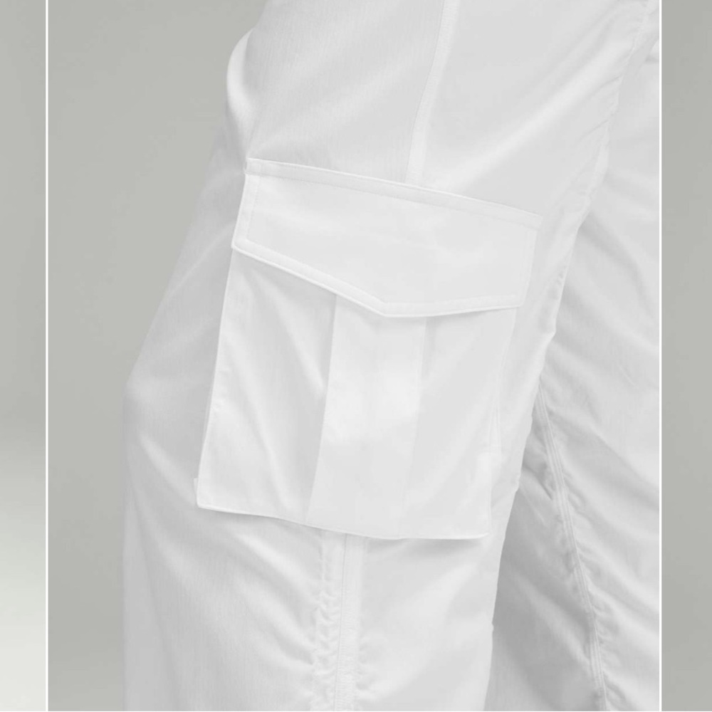 Lululemon Sz S Dance Studio Relaxed-Fit Mid-Rise Cargo Pant White Like New 2024 - Picture 9 of 16